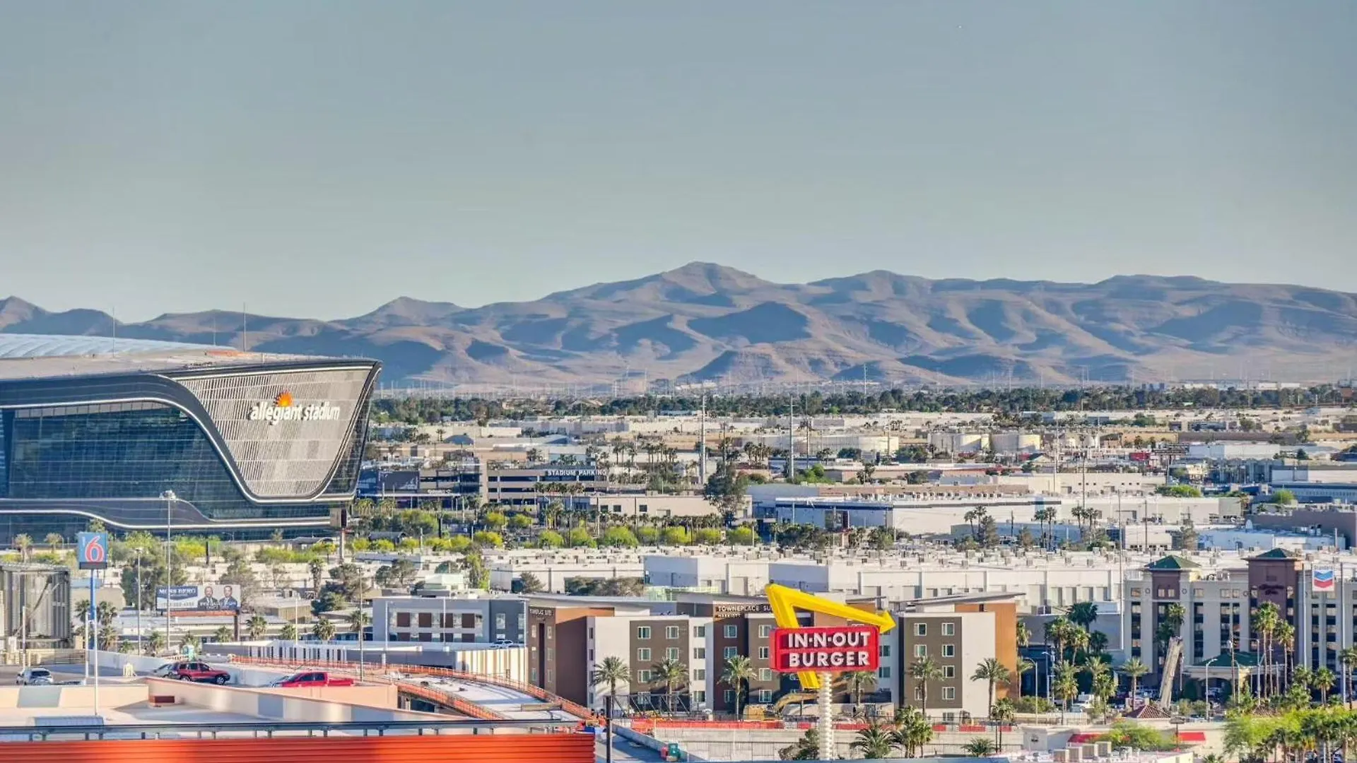 Luxurious Vdara High Rise Room, City Skyline Views, King Bed, Free Valet, Smoke-Free Las Vegas